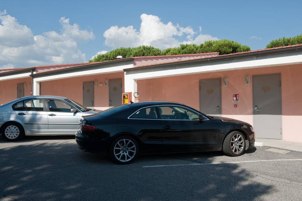 Autohotel Формелло Экстерьер фото